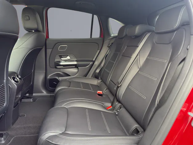 Mercedes-Benz EQA 300 Excellence AMG Line 4matic