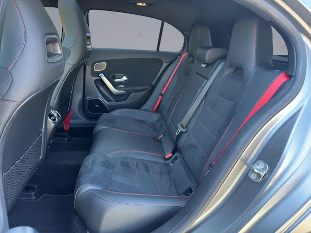 Mercedes-Benz A 35 AMG 4matic