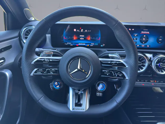 Mercedes-Benz A 35 AMG 4matic
