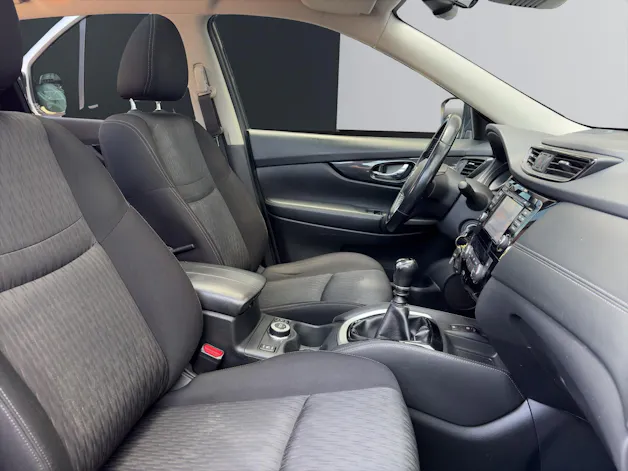 Nissan X-Trail 2.0 dCi Acenta 4x4 7-Plätzer MT