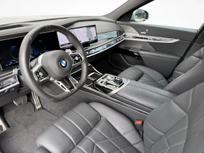 image du véhicule BMW 740d xDrive