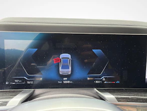 https://vehicle.imgix.net/4403473/52cd99ea-3f84-4861-842c-00cb6a3693bb.jpg