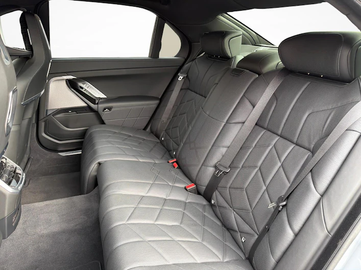 image du véhicule BMW 7 SERIES