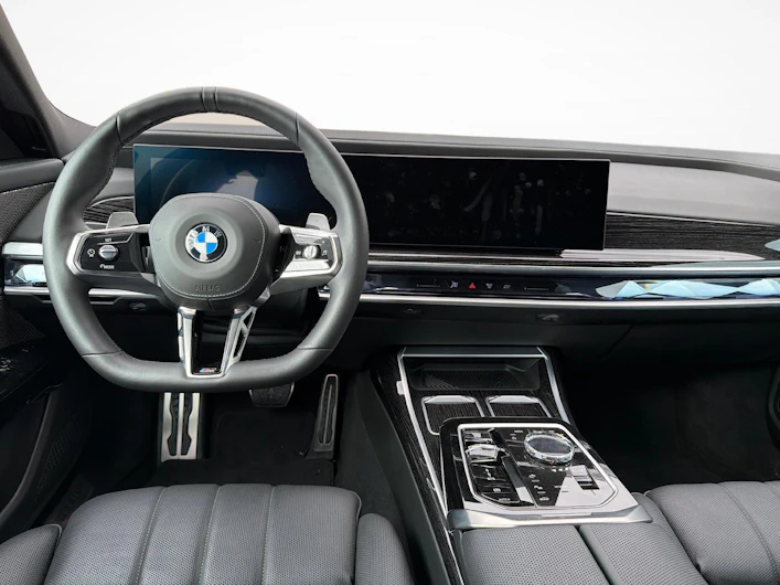 image du véhicule BMW 7 SERIES