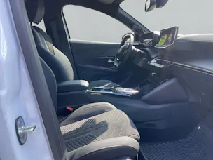 Peugeot 208 1.2 Hybrid 145 GT