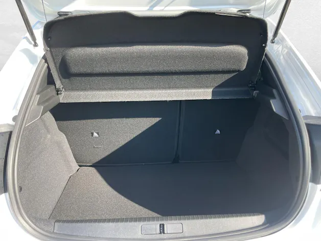 PEUGEOT 208 1.2 Hybrid 145 GT