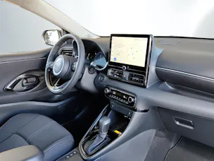 Toyota Yaris 1.5 VVT-i HSD Trend