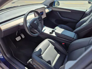 Tesla Model Y Performance D