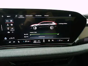 AUDI A6 e-tron Avant S line quattro