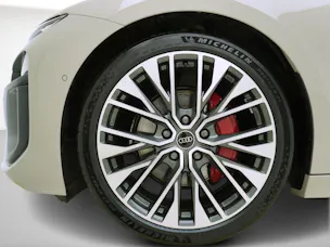 AUDI A6 e-tron Avant S line quattro