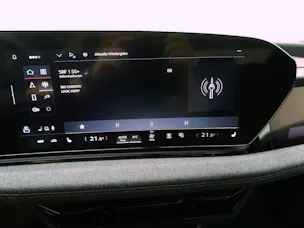 AUDI A6 e-tron Avant S line quattro