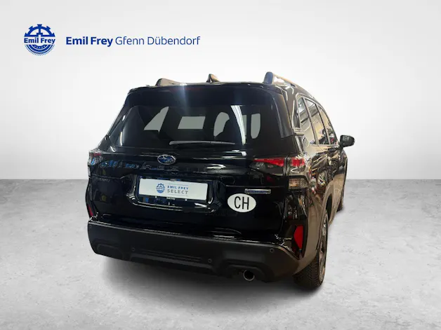 Subaru Forester Station 2.0i e-Boxer Swiss Plus