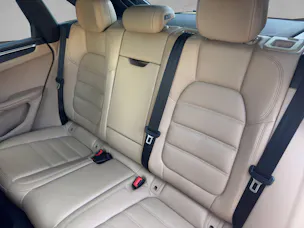 Porsche Macan T