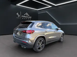 Mercedes-Benz GLA 250 Swiss Star AMG Line 4matic