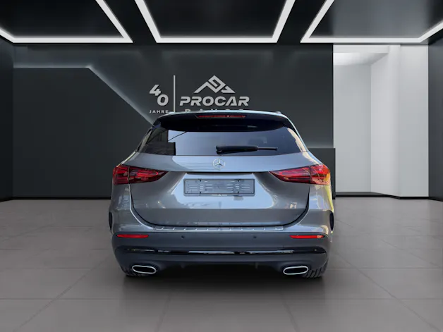 Mercedes-Benz GLA 250 Swiss Star AMG Line 4matic