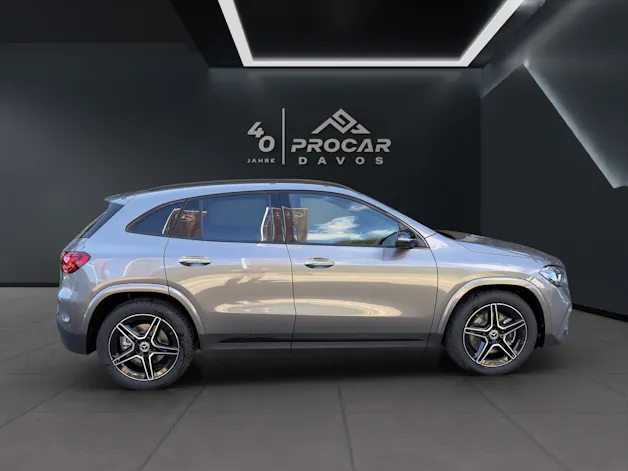 Mercedes-Benz GLA 250 Swiss Star AMG Line 4matic