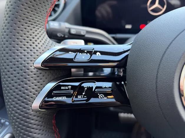 Mercedes-Benz GLA 250 Swiss Star AMG Line 4matic