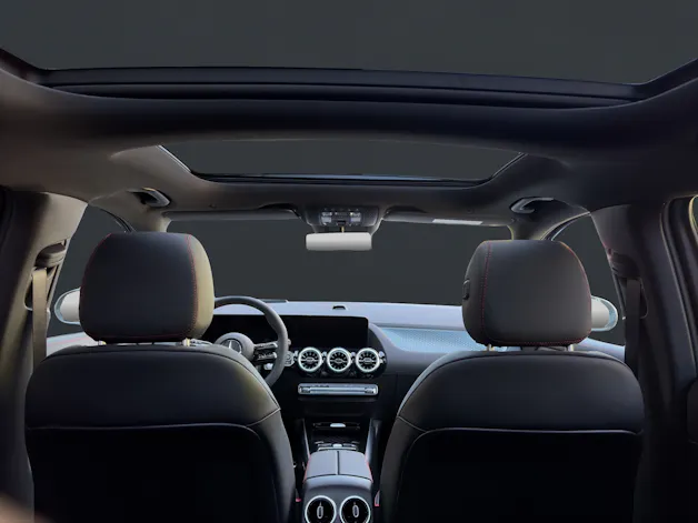 Mercedes-Benz GLA 250 Swiss Star AMG Line 4matic