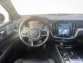 https://vehicle.imgix.net/4403594/0edf2b3b-4f4c-4796-9f22-8667fa52c580.jpg