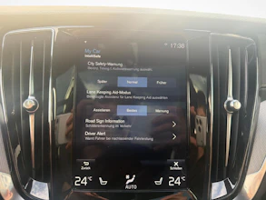 https://vehicle.imgix.net/4403594/1db77dee-198f-4bdc-8e26-1eea8dc7a707.jpg