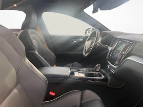 https://vehicle.imgix.net/4403594/6699a82a-2295-48e8-98d4-6d50b6501b4c.jpg
