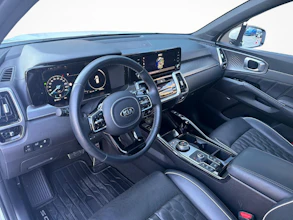https://vehicle.imgix.net/4403604/bb1c3ff0-5f57-47f5-9ff3-05c74739e8a3.jpg