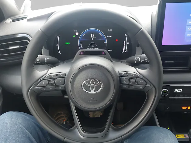 Toyota Yaris 1.5 VVT-i HSD Trend