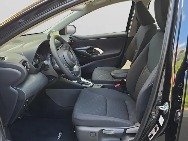 Toyota Yaris 1.5 VVT-i HSD Comfort