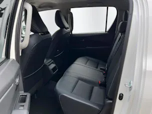 Toyota Hilux Double Cab.-Pick-up 59KWh Style