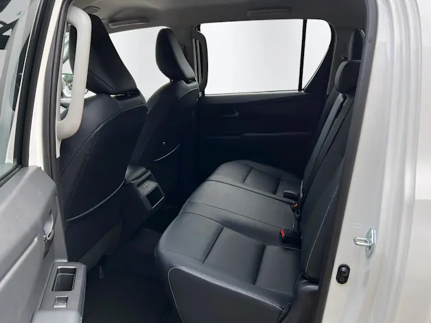 Toyota Hilux Double Cab.-Pick-up 59KWh Style