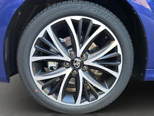 Toyota Yaris 1.5 VVT-i HSD Trend
