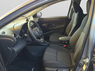 Toyota Yaris 1.5 VVT-i HSD Trend