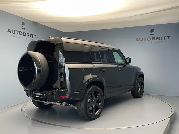 Land Rover Defender 110 2.0 P300e X-Dynamic HSE