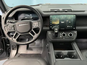 Land Rover Defender 110 2.0 P300e X-Dynamic HSE