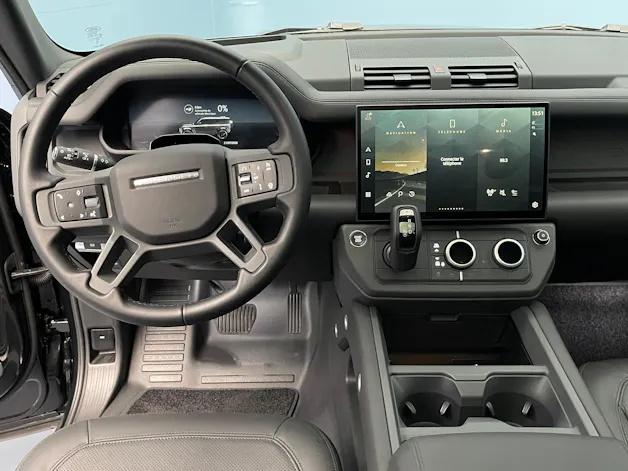 Land Rover Defender 110 2.0 P300e X-Dynamic HSE