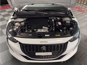 Peugeot 208 1.2 PureTech Active Pack EAT8