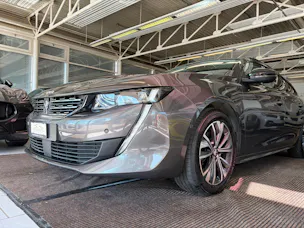 Peugeot 508 SW 1.5 Blue HDi Allure Pack EAT8 | ACC Stop&Go | Totwinkel | AGR Sitzpaket | Kamera |