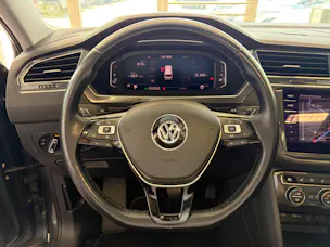 VW Tiguan Allspace 1.5TSI EVO Comfortline DSG | CH | Panorama | Leder Vienna | 7 Sitzer |