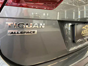 VW Tiguan Allspace 1.5TSI EVO Comfortline DSG | CH | Panorama | Leder Vienna | 7 Sitzer |