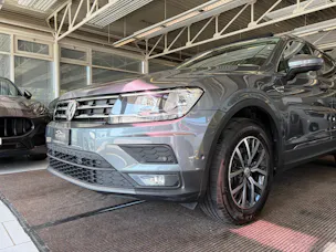 VW Tiguan Allspace 1.5TSI EVO Comfortline DSG | CH | Panorama | Leder Vienna | 7 Sitzer |