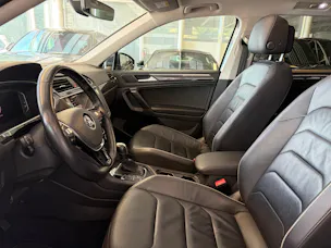 VW Tiguan Allspace 1.5TSI EVO Comfortline DSG | CH | Panorama | Leder Vienna | 7 Sitzer |