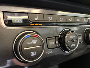 VW Tiguan Allspace 1.5TSI EVO Comfortline DSG | CH | Panorama | Leder Vienna | 7 Sitzer |