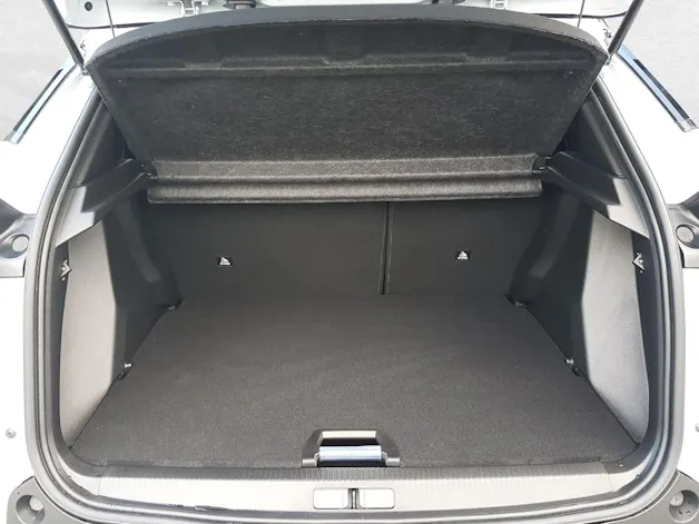 Peugeot 2008 1.2 Hybrid 145 GT