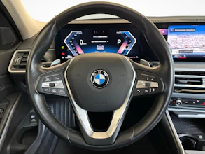 https://vehicle.imgix.net/4403935/312620b1-108b-4600-b743-443879f1250b.jpg