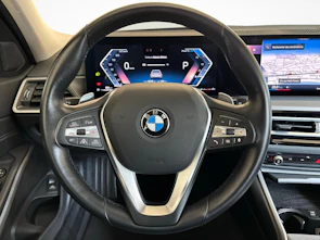 immagine del veicolo BMW 320d xDrive Touring 48V