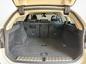 https://vehicle.imgix.net/4403935/d34d4111-cbda-4748-8230-0e7e8ad045e4.jpg