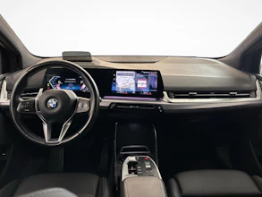 https://vehicle.imgix.net/4403938/b823fbd7-4fea-4c4e-9254-a7ff74790ddf.jpg