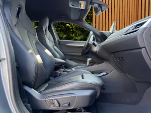 BMW 🆕 X2 xDrive 25e M Sport Steptronic (CH) ⛽ + 🔌