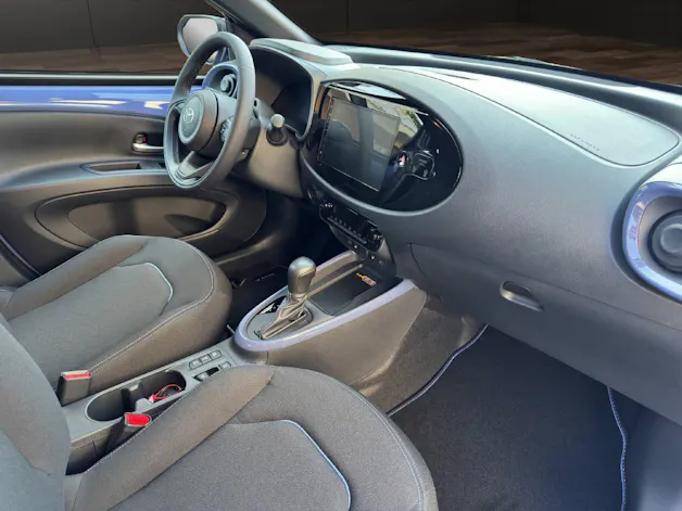 Toyota Aygo X 1.5 VVT-i HSD Trend