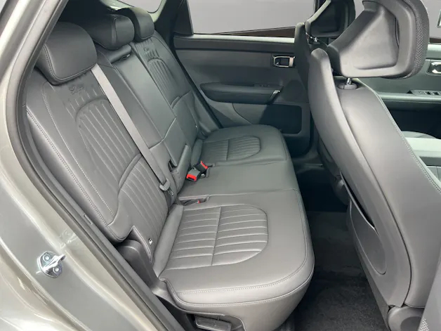 Kia Seltos 1.6 T-GDi X-Line / 360° Monitor Rundumkamera mit 3D Darstellung / Sitzbelüftung vorne / Leasingaktion ab bereits nur 0.99% Zinssatz